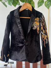 Load image into Gallery viewer, BT1558 Regal Lion Cub Velvet Party Wear Blazer For Baby Boys