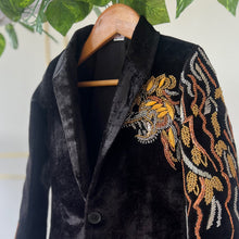 Load image into Gallery viewer, BT1558 Regal Lion Cub Velvet Party Wear Blazer For Baby Boys