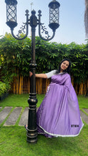 Load image into Gallery viewer, BT1814 Designer Saree For Mom