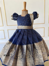 Load image into Gallery viewer, BT1822 Ethic Traditional Wear For Baby Girls