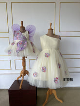 Load image into Gallery viewer, BT1976 Enchanting Family Butterfly Combo: Celebrate in Style Together!