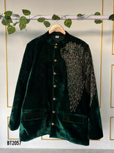 Load image into Gallery viewer, BT2057 🦁 Regal Lion Embroidered Velvet Sherwani for Boys 🦁