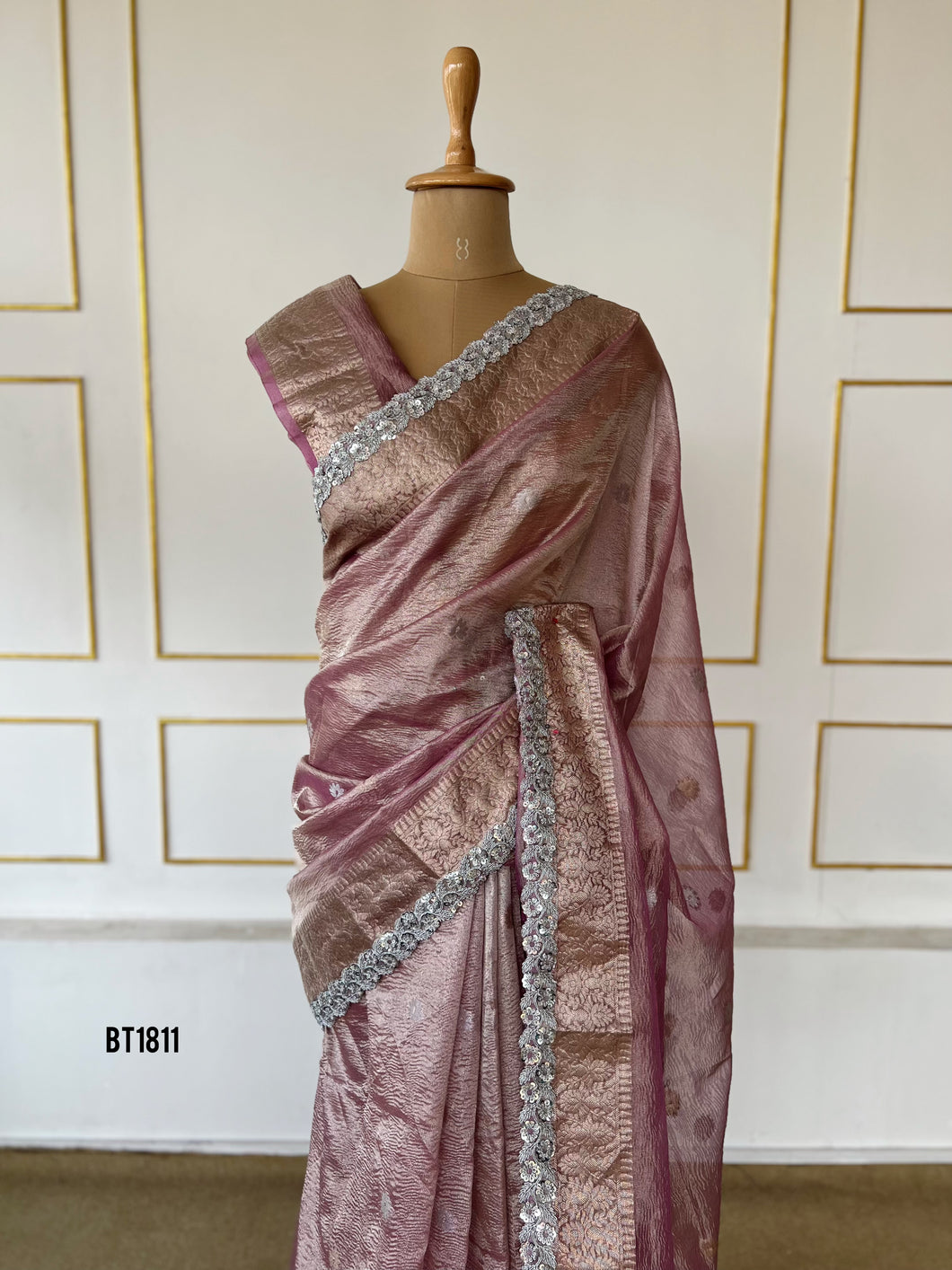 BT1811 Customisable Crushed Tissue Saree For Mom