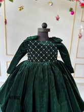 Load image into Gallery viewer, BT1692 Velvet Winter Party Wears With Pearls