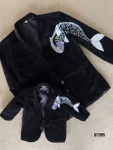 Load image into Gallery viewer, BT1995 Shark-Themed Velvet Boys Party Wear Suit for Bold Little Gentlemen