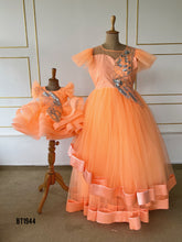 Load image into Gallery viewer, BT1944 Elegant Orange Mom-Baby Dress Set