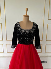 Load image into Gallery viewer, BT1945 Glamorous Red and Black Mom-Baby Dress Set