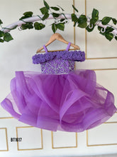 Load image into Gallery viewer, BT1617 Regal Lilac Waltz – Dance into Delight!
