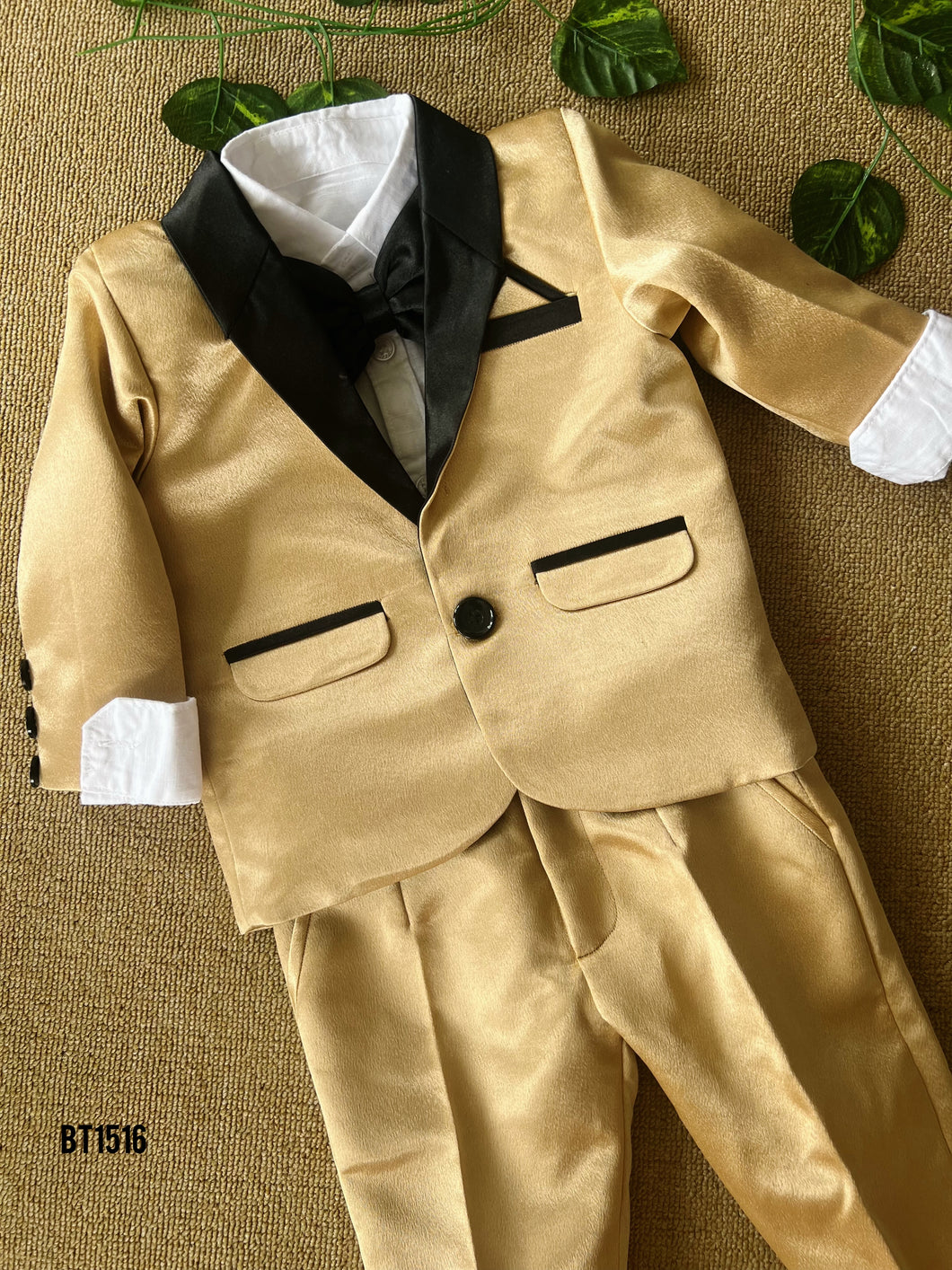 BT1516 Golden Moments: Classic Suit for Boys