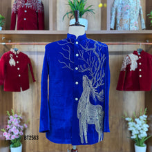 Load image into Gallery viewer, BT2563 Imperial Deer Embroidery Father–Son Celebration Set