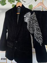 Load image into Gallery viewer, BT2047 🦁Dad King of the Jungle Embroidered Blazer for Dads