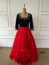 Load image into Gallery viewer, BT1945 Glamorous Red and Black Mom-Baby Dress Set