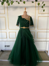 Load image into Gallery viewer, BT2057 🌿 Regal Green Elegance for Special Celebrations 🌿
