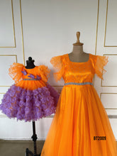 Load image into Gallery viewer, BT2009 🌼Radiant Orange & Lilac Mommy-Baby Party Combo – Celebrate Brightly! 🌟👩👧