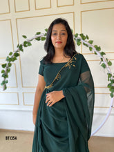 Load image into Gallery viewer, BT1354 Emerald Elegance: Chic Mother & Child Ensemble