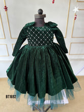 Load image into Gallery viewer, BT1692 Velvet Winter Party Wears With Pearls