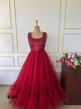 Load image into Gallery viewer, BT2070 💃 "Mommy & Me: Red Carpet Moments!" 💃