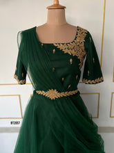 Load image into Gallery viewer, BT2057 🌿 Regal Green Elegance for Special Celebrations 🌿