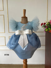 Load image into Gallery viewer, BT1768 Sky Blue Tulle Party Dress with Sparkling Swan Appliqué
