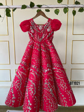 Load image into Gallery viewer, BT1921 Luxury Princess Gown Radiance