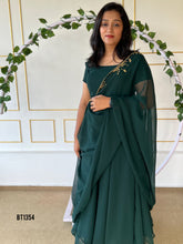 Load image into Gallery viewer, BT1354 Emerald Elegance: Chic Mother & Child Ensemble