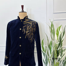 Load image into Gallery viewer, BT2462 Royal Leaf Cascade Embroidered Velvet Jodhpuri for Dad 🌿✨