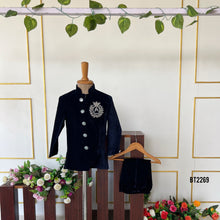 Load image into Gallery viewer, BT2269 Royal Father-Son Velvet Suit – A Timeless Duo Look for Grand Celebrations! 👨👦✨