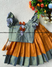 Load image into Gallery viewer, BT756Ethnic Traditional wear