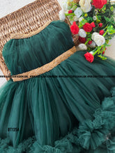 Load image into Gallery viewer, BT1354 Emerald Elegance Festive Gown - A Touch of Sophistication for Little Ones