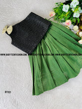 Load image into Gallery viewer, BT1121 Ethnic Traditional wear