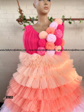 Load image into Gallery viewer, BT852 Adult Gown