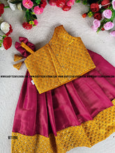 Load image into Gallery viewer, BT1156 Ethnic Traditional wear