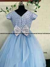 Load image into Gallery viewer, BT1181M Sky Blue Blossom Duo – Mother & Daughter Delight