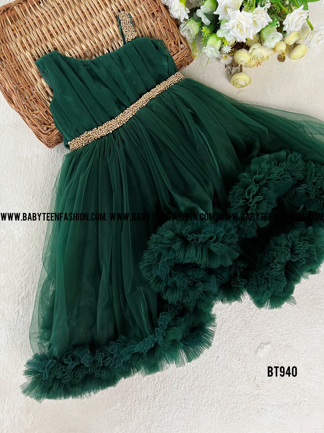 BT940 Emerald Elegance: Enchanting Party Dress for Little Princesses