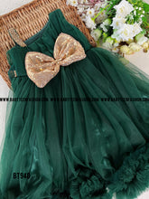 Load image into Gallery viewer, BT940 Emerald Elegance: Enchanting Party Dress for Little Princesses
