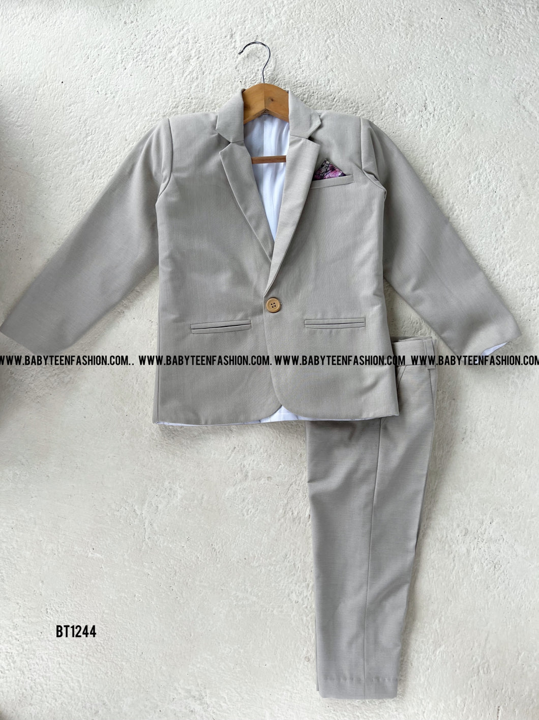 BT1244 Sleek Sophisticate: Boys' Modern Gray Suit Set