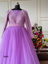 Load image into Gallery viewer, BT1427 Mom Adult Gown
