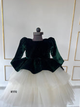 Load image into Gallery viewer, BT1712 Green Velvet Winter Party Wear For Baby Girls
