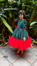 Load image into Gallery viewer, BT1719 Bling Xmas Theme Party Wear For Baby Girls
