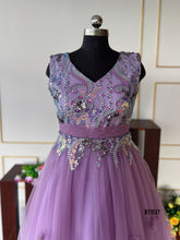 Load image into Gallery viewer, BT1537 Regal Lavender Duo - Mother &amp; Baby Celebration Set
