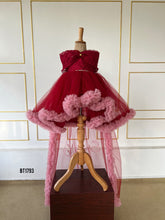 Load image into Gallery viewer, BT1793 Princess Gown Long Tail Party Wear Frock For Baby Girls
