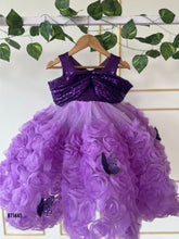 Load image into Gallery viewer, BT1445 Flower Theme Designer Gown
