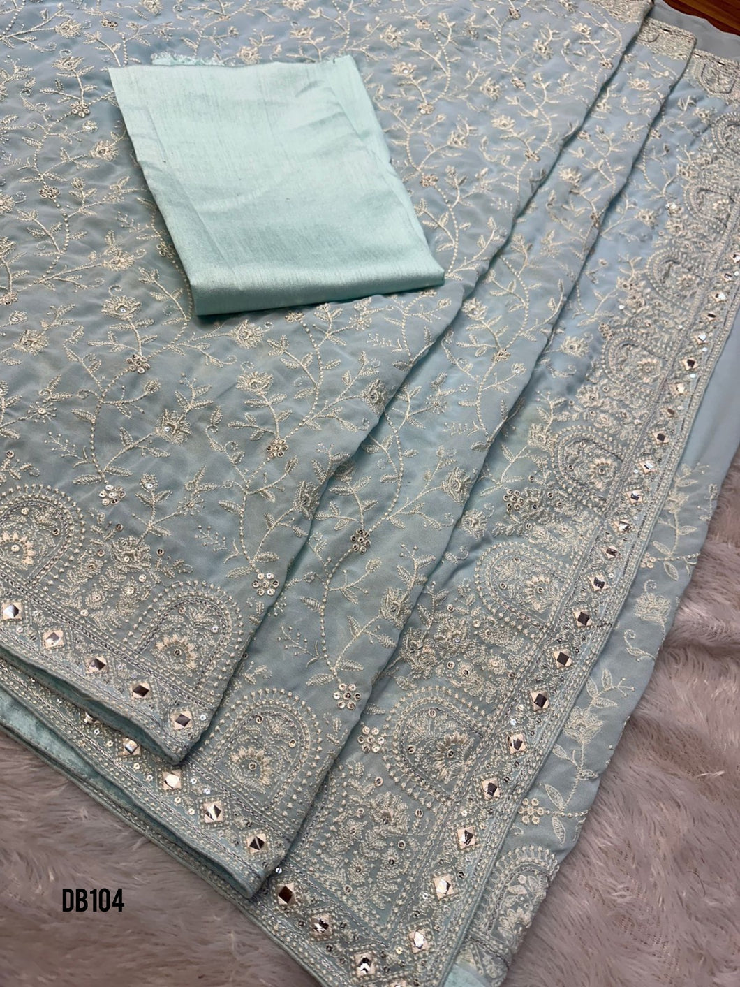 DB104 Azure Allure Saree - Sophisticated Mother's Tapestry
