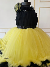 Load image into Gallery viewer, BT1457 Halter Neck Ruffle Party Wear Frock
