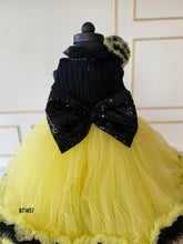 Load image into Gallery viewer, BT1457 Halter Neck Ruffle Party Wear Frock
