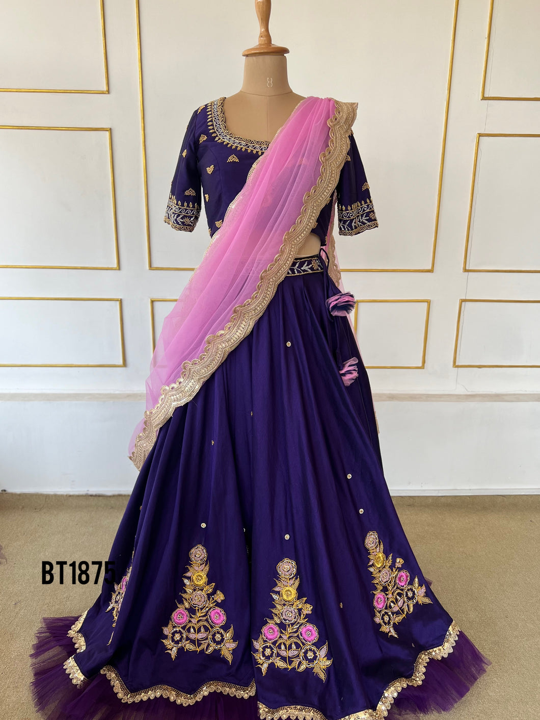BT1875 Regal Radiance - Mom & Baby Match-up Ensemble