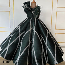 Load image into Gallery viewer, BT1954 Exquisite Green Baby Ball Gown – Perfect for Grand Celebrations

