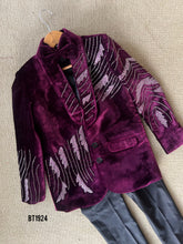 Load image into Gallery viewer, BT1924 Regal Velvet Party Wear Blazer Suit - Elegant Attire for Little Boys
