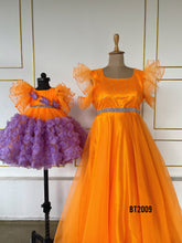 Load image into Gallery viewer, BT2009 🌼Radiant Orange &amp; Lilac Mommy-Baby Party Combo – Celebrate Brightly! 🌟👩‍👧
