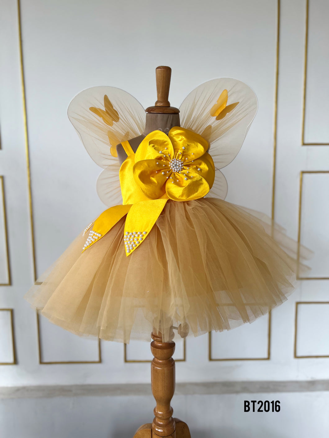 BT2016 🧚Golden Butterfly Fairy Dress – Ready for Magical Moments! ✨🦋
